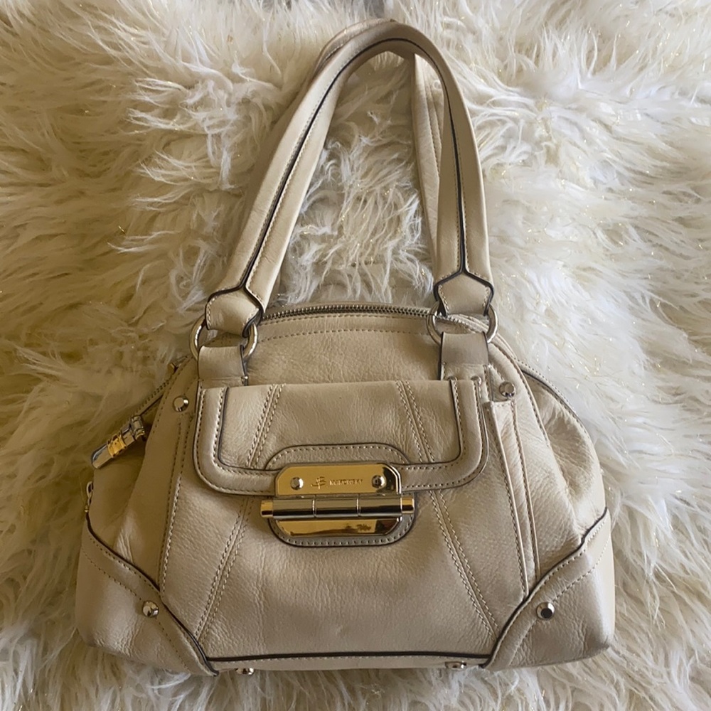 B. Makowsky Handbag